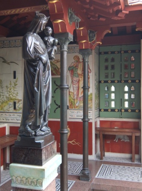 cardiff castle by katie hamer 04