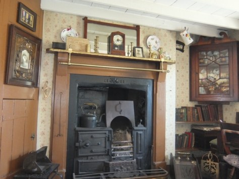 The 1925 interior. Can you spot the war medals?