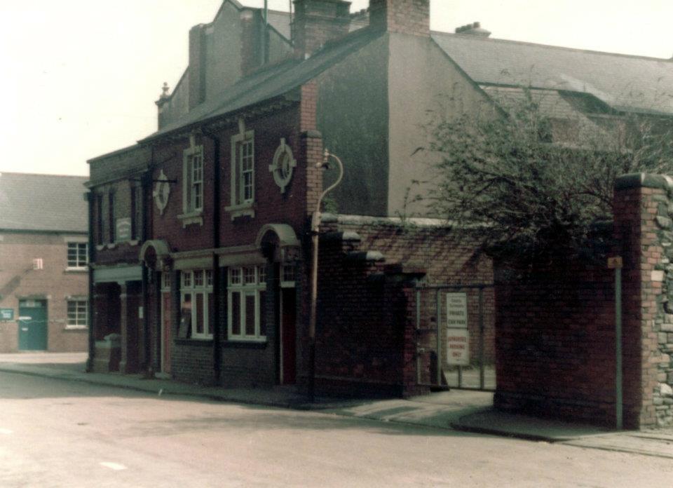 the_lifeboat_newtown_cardiff